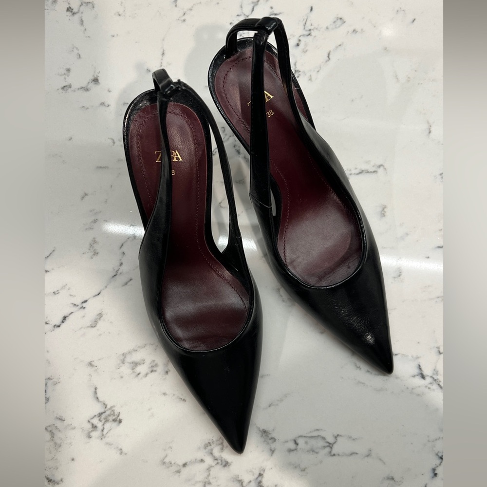 ZARA PUMPS